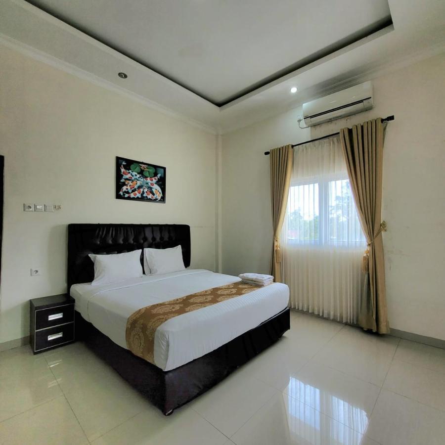Mahakam Guest House Padang  Room photo